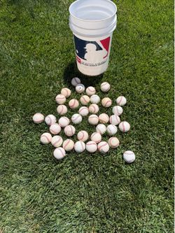 Read Description-38 Rawlings Leather Baseballs