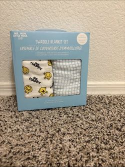Baby swaddles