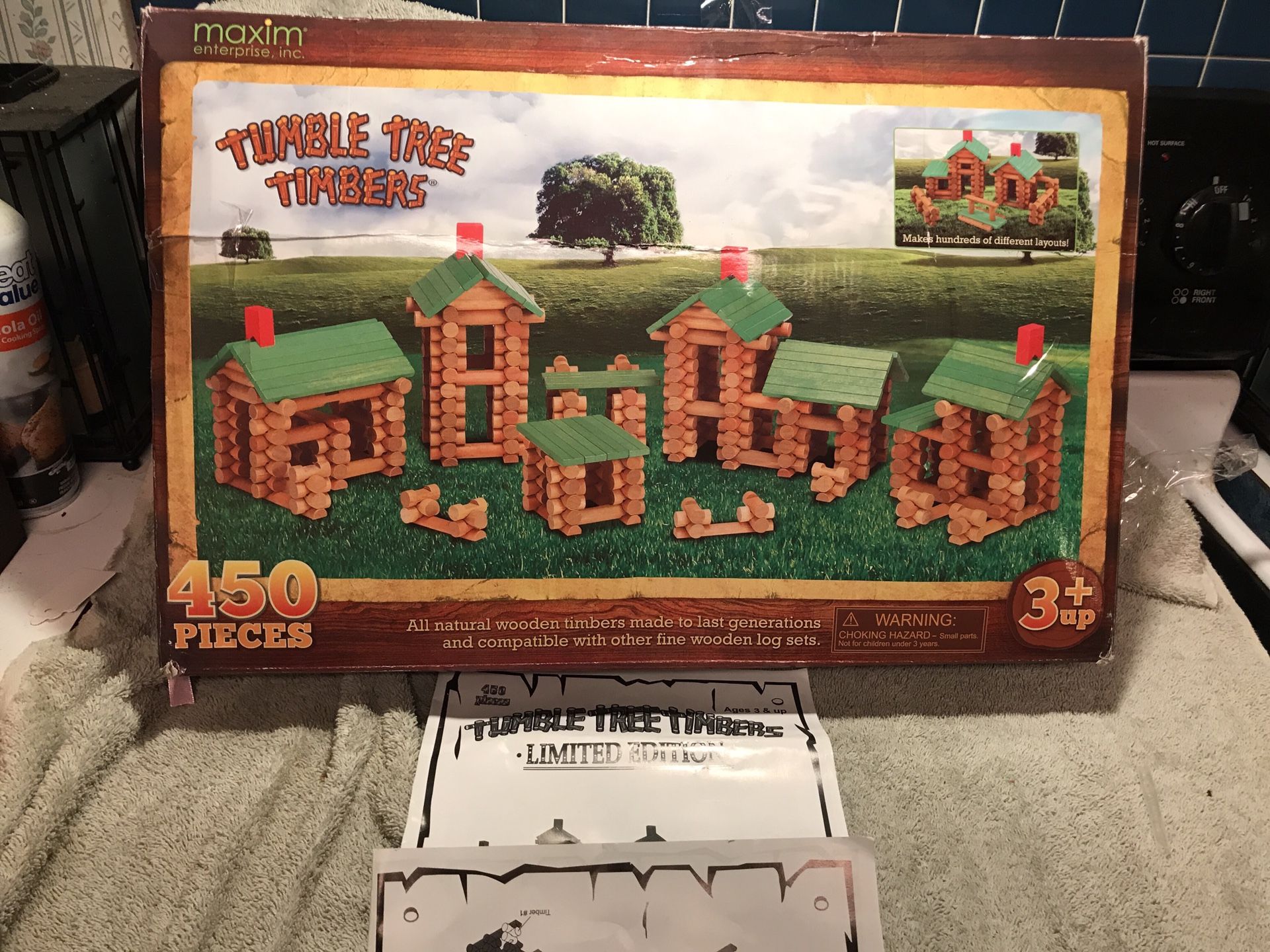 Lincoln Logs Tumble Tree Timbers Wood Building Set 450 Pieces. Build Log Cabins.