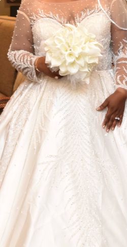 Plus size wedding gown