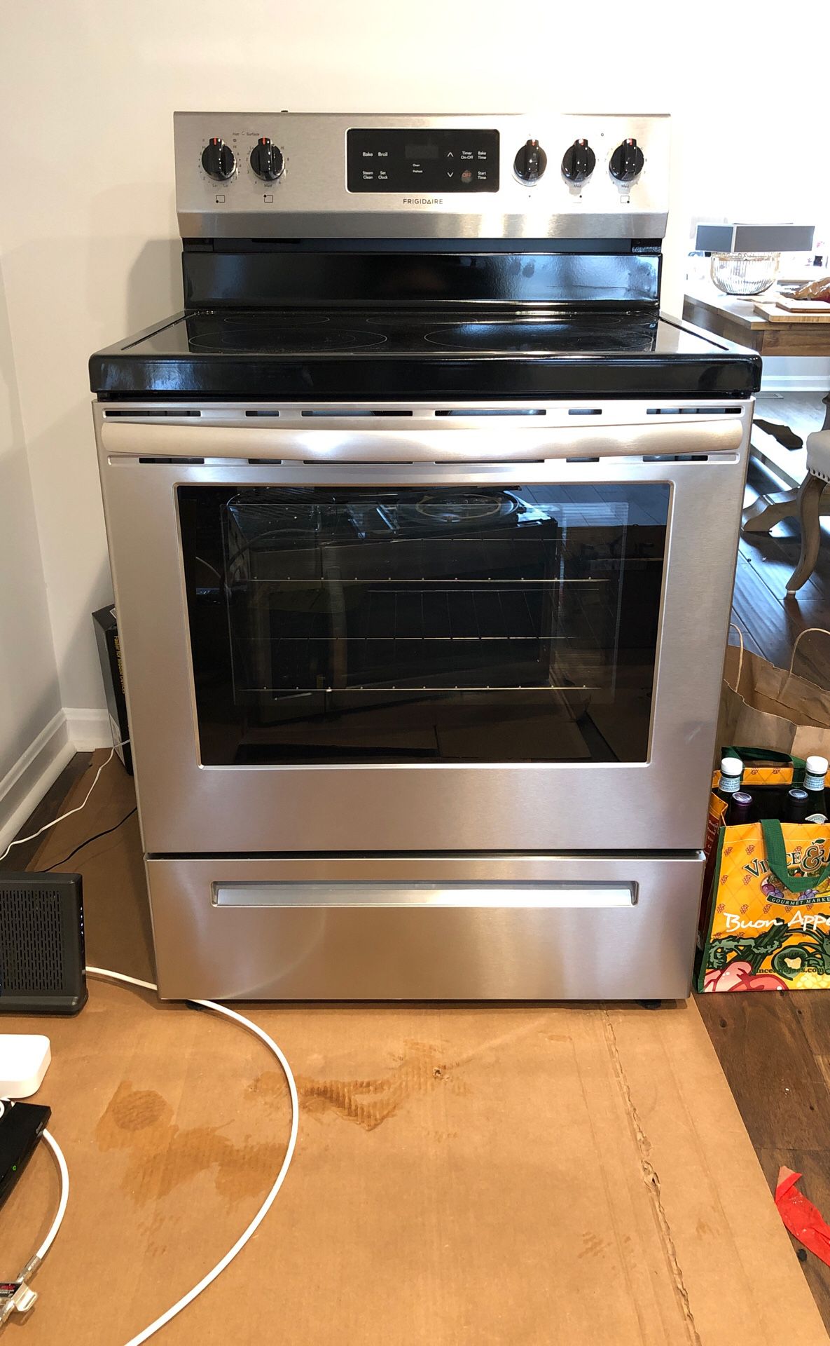 Brand New FrigidaireElectric Range and Oven Stainless Steel (Have Proof of Purchase for Warranty)