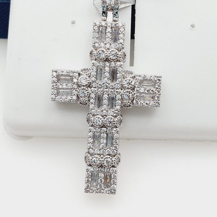 "925 Sterling Silver Plated CZ Pendant, EVBRS582