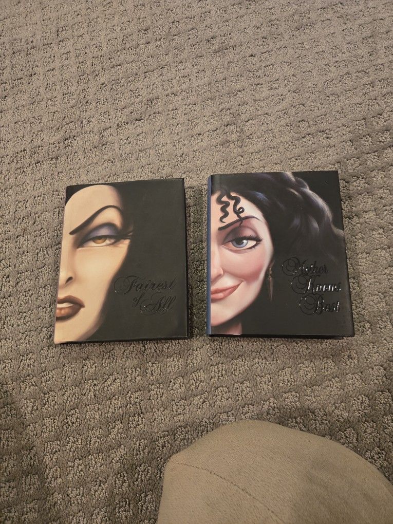 2 Disney's Book MINT CONDITION Bith HARD cover