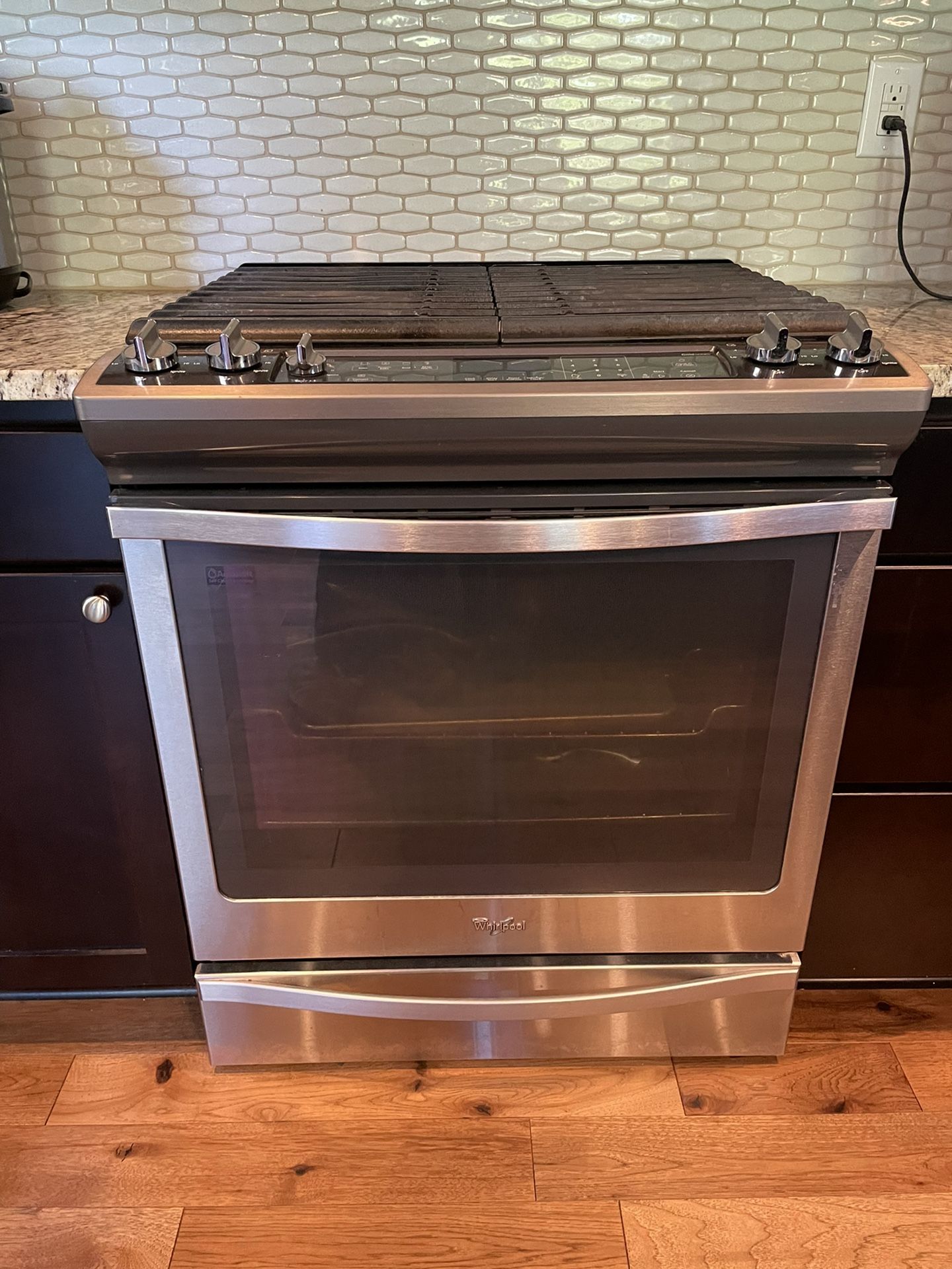 Whirlpool WEG730H0DS 30 Inch Slide-In Gas Range