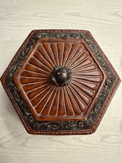 Vintage Decorative Jewelry Box / Trinket Box