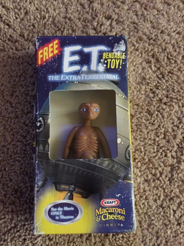 Vintage E.T. Kraft Macaroni & Cheese bendable toy! New in box!