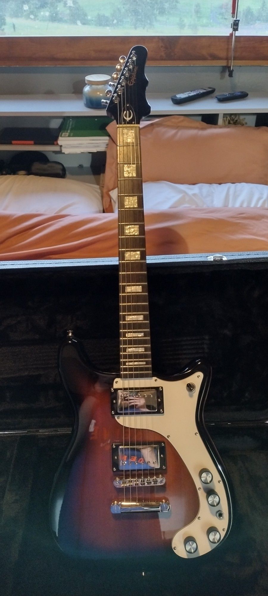 Epiphone Wilshire Pro And Les Paul Studio LT
