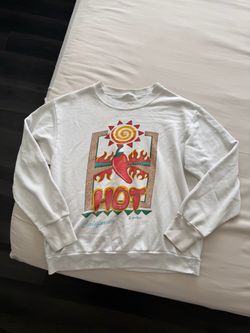 Women’s crew neck sweater