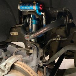KING SHOCKS IN STOCK FOR GM 2500 WITH ADJUSTERS FRONT AND REARS PAYMENT PLANS AVAILABLE BO CREDIT NEEDED