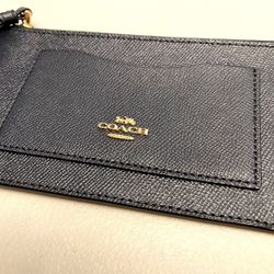 NEW Coach Zip-top Wristlet 