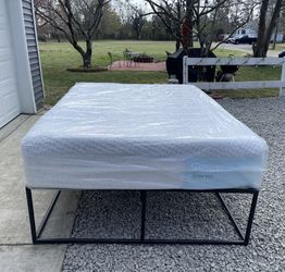 Casper Snow Max Queen Mattress