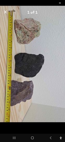 Aquarium rocks