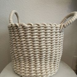 Thick Yarn Basket