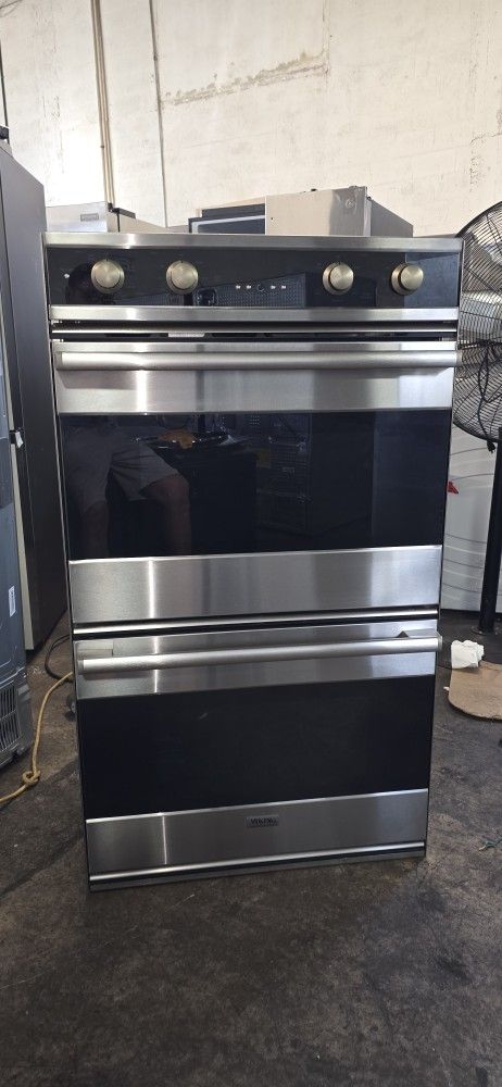 VIKING DOUBLE OVEN 30 INCHES STAINLESS STEEL, NO SCRATCH NO DENT