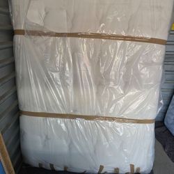 Queen mattress set