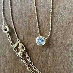 Avon Gold Tone Necklace 