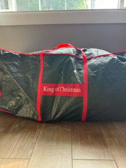 King of Christmas 7’ Christmas Tree