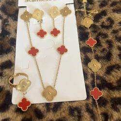 Wow Omg Look At This Cute Set Amazing For Mother’s Day Gifts ♥️♥️