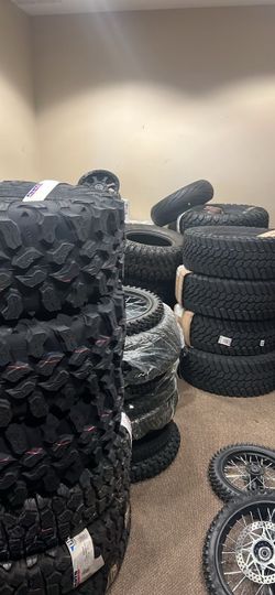 SXS tires