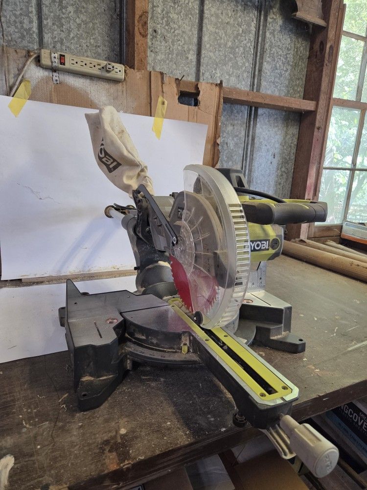 Ryobi compound, sliding, miter saw, barely been used -great holiday gift