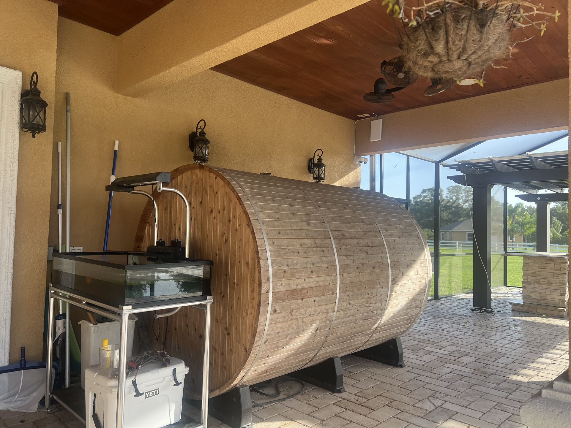 Barrel sauna