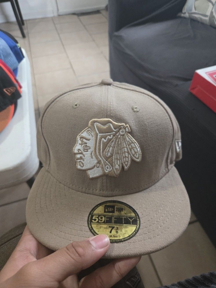 Chicago Blackhawks New Era Cap 7 3/8