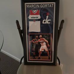 Autographed Marcin “The Polish Hammer” Gortat
