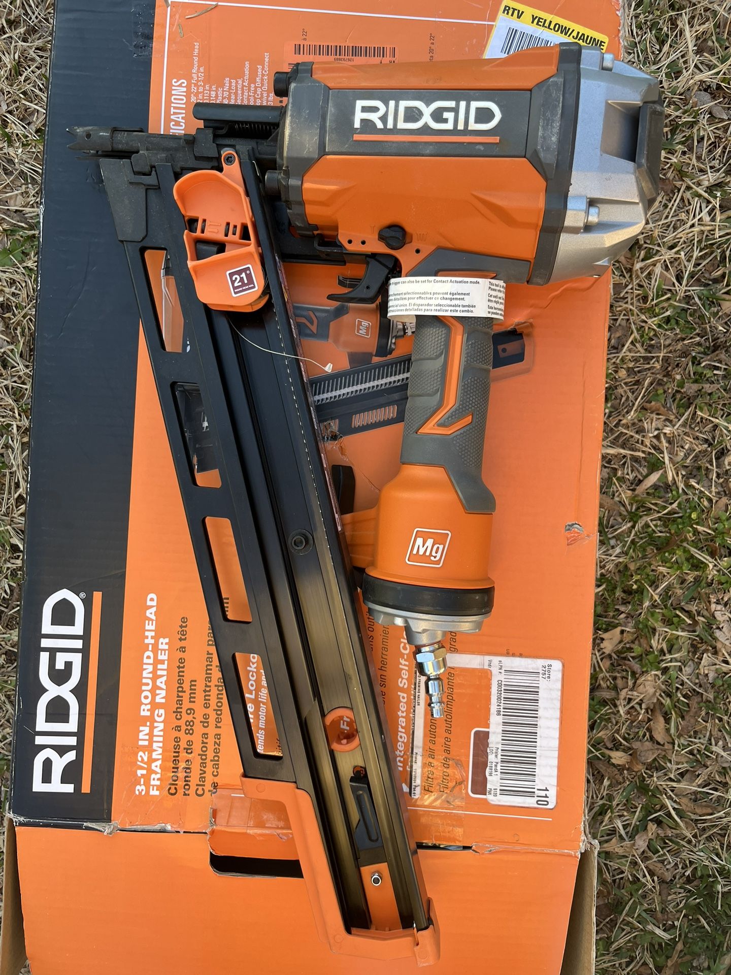 RIDGID Pneumatic 21-Degree 3-1/2 in. Round Head Framing Nailer