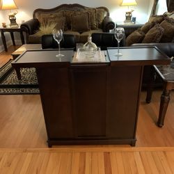 Mini Bar Cabinet 
