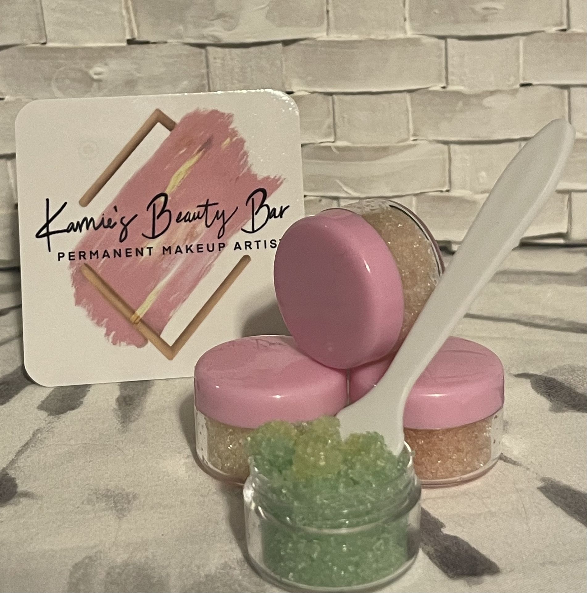 LIP SCRUBS - SO GOOD!