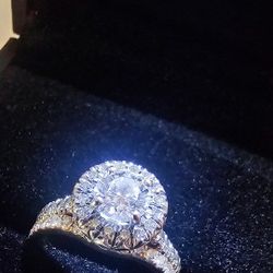 AGI CERTIFIED: 18k Engagement RING + 14k Wedding BAND 
