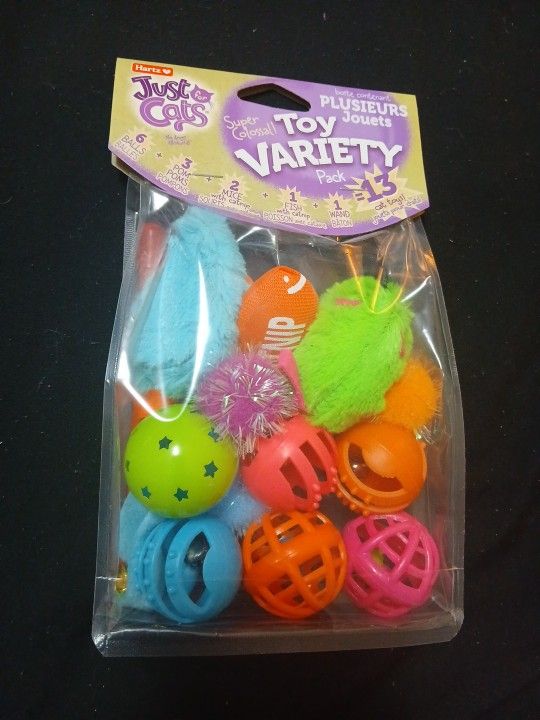 Hartz 13pk Variety Cat Toys