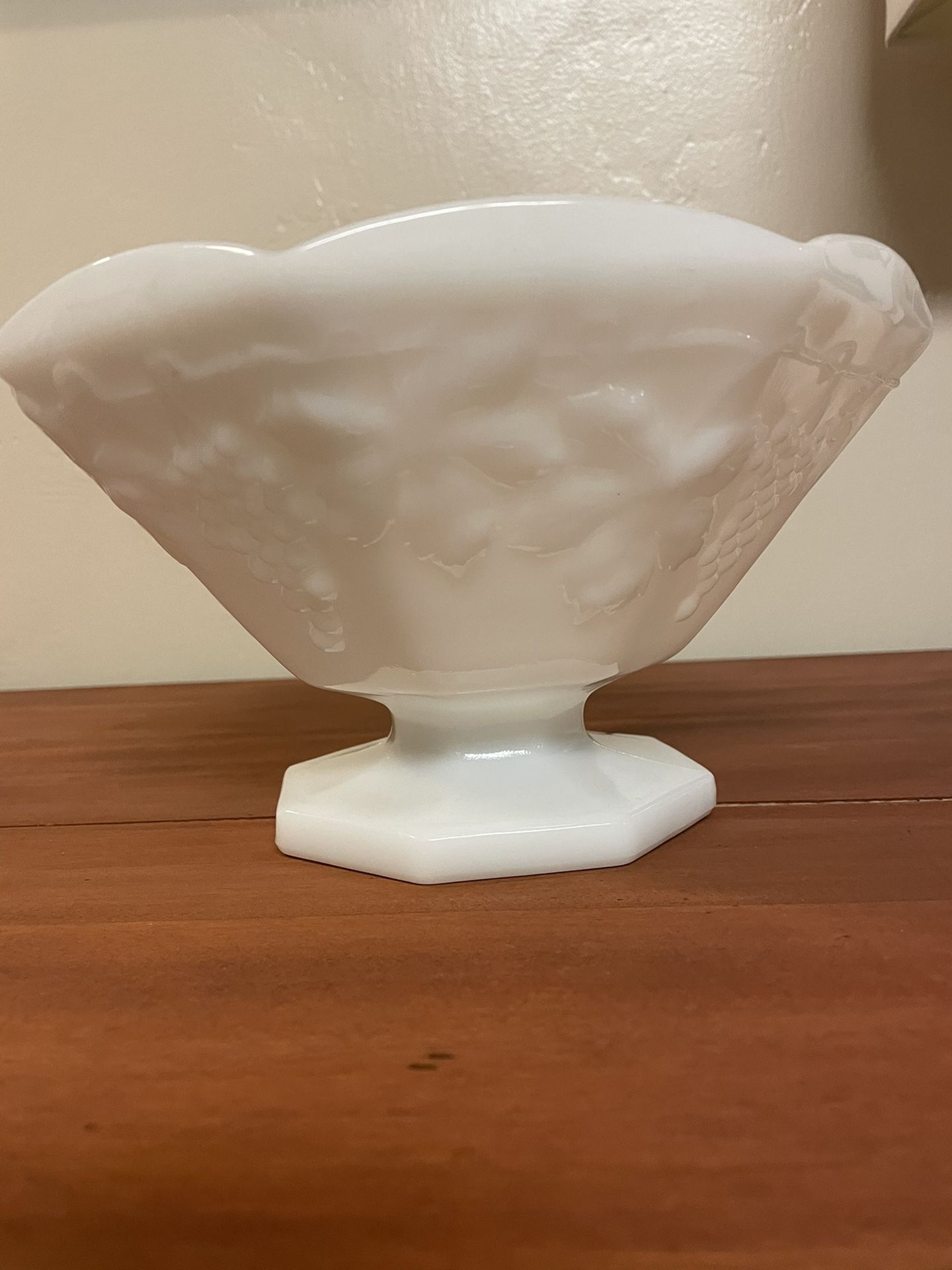 Vintage Anchor Hocking Milk Glass Bowl