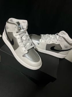 Air Jordan 1 Mid