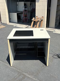 20 Nice Privacy Desks With Power Plugs-$30 EACH