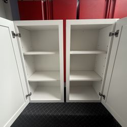 Wall cabinets 