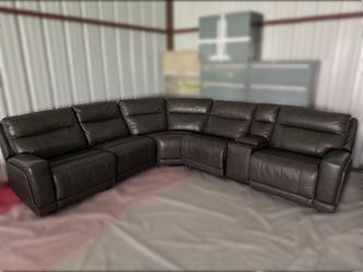 Reclining Sectional with Power Headrests 