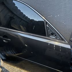 2013 Chevy impala passenger side door and fender