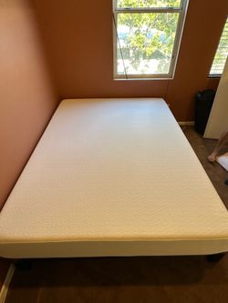 Zinus Queen Bed
