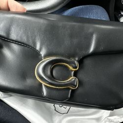 Women’s Leather Coach Bag