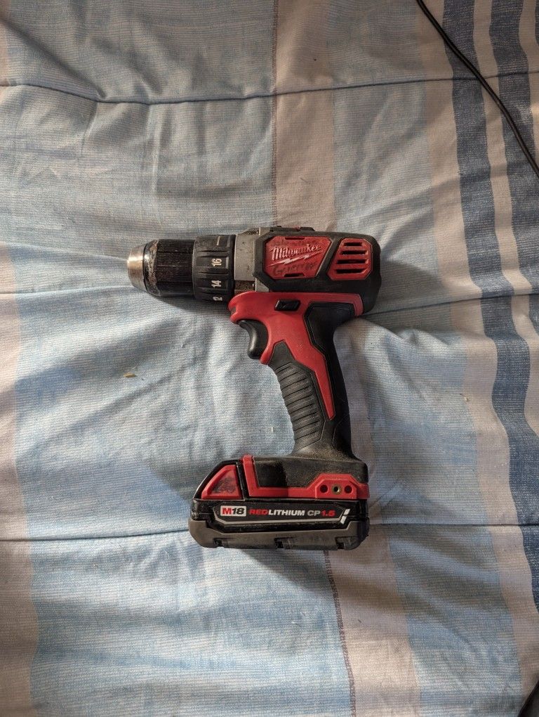 Milwaukee Drill Set