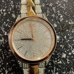 Woman’s Mk Watch 