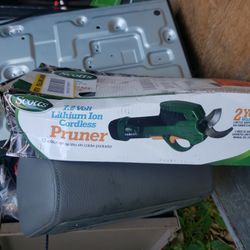 7.2V LITHIUM ION PRUNER