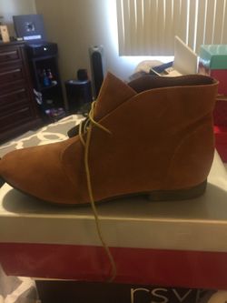 Tan 8 1/2