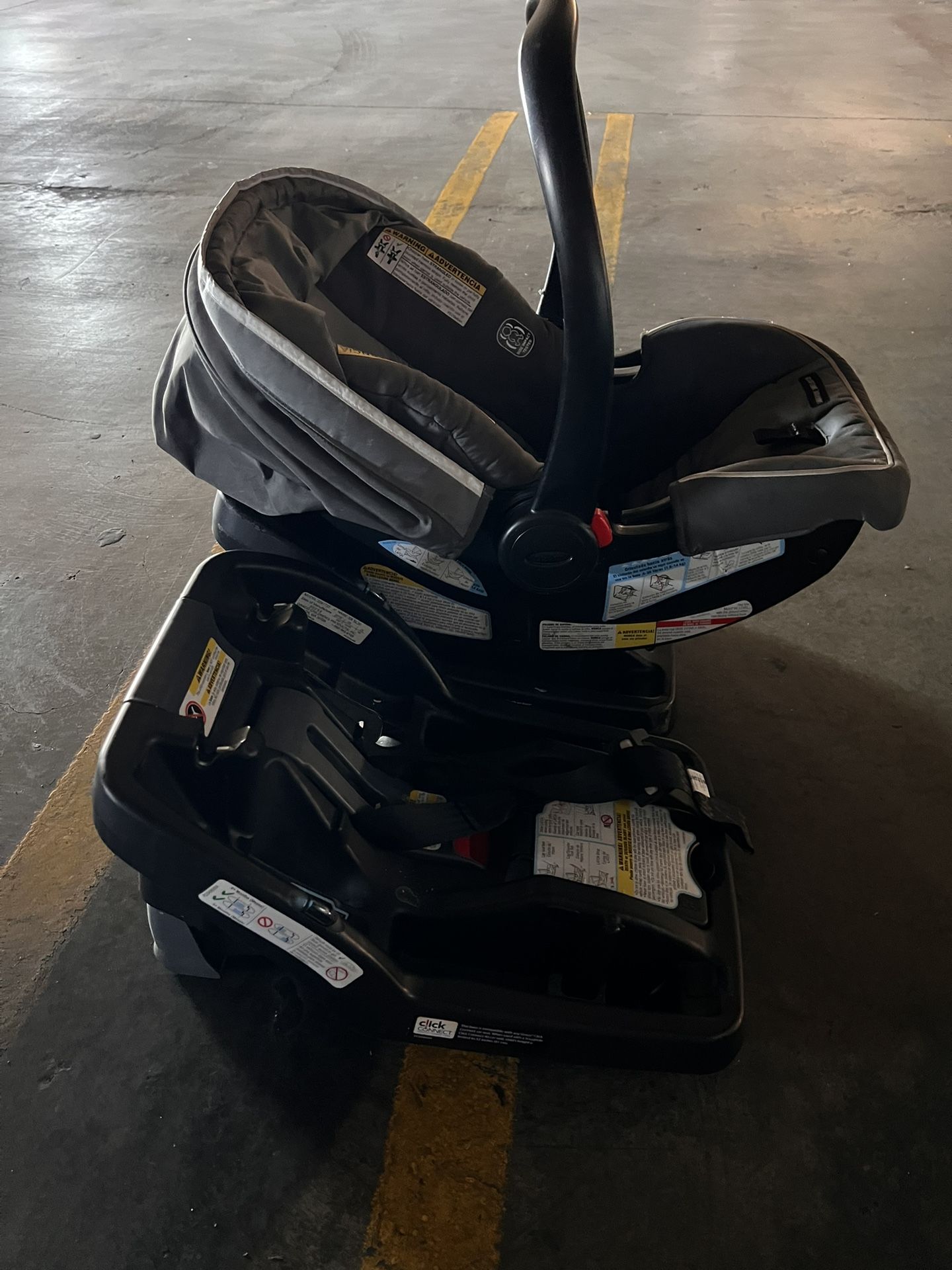 Graco Car Seat, With Two Base Attachments