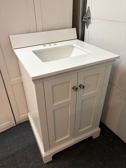 Vanity bathroom set