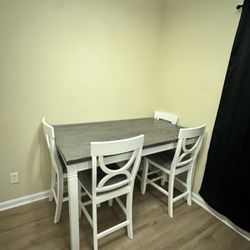 5 Piece Wooden Dining Table Set