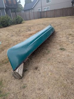 15ft Canoe — Great Condition