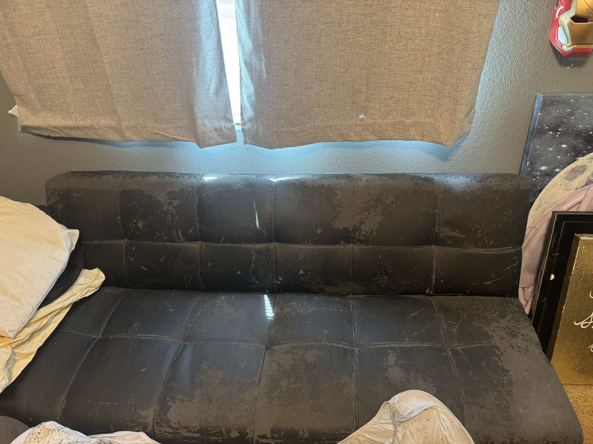 Full size futon