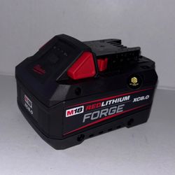 Milwaukee M18 18V Lithium-lon REDLITHIUM FORGE XC 8.0 Ah Battery Pack